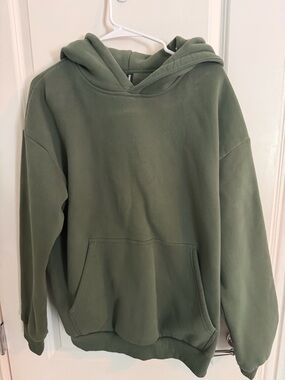 Comfrt Women's Olive Green Hooded Pullover Sweatshirt